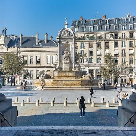 Place Saint-sulpice * Paris